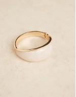 bangle bracelet with faux pearl insert in gold tone